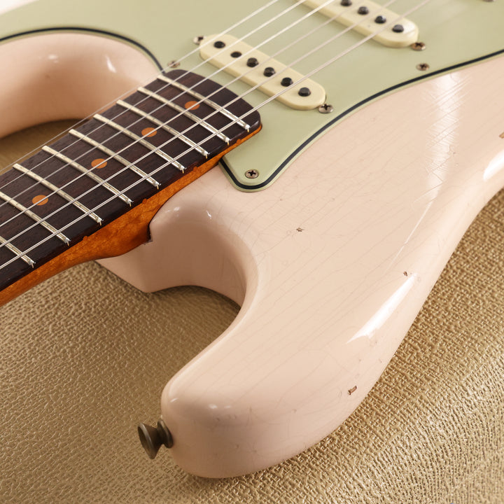Fender Custom Shop Limited Edition '63 Strat Relic Super Faded Aged Shell Pink 2024