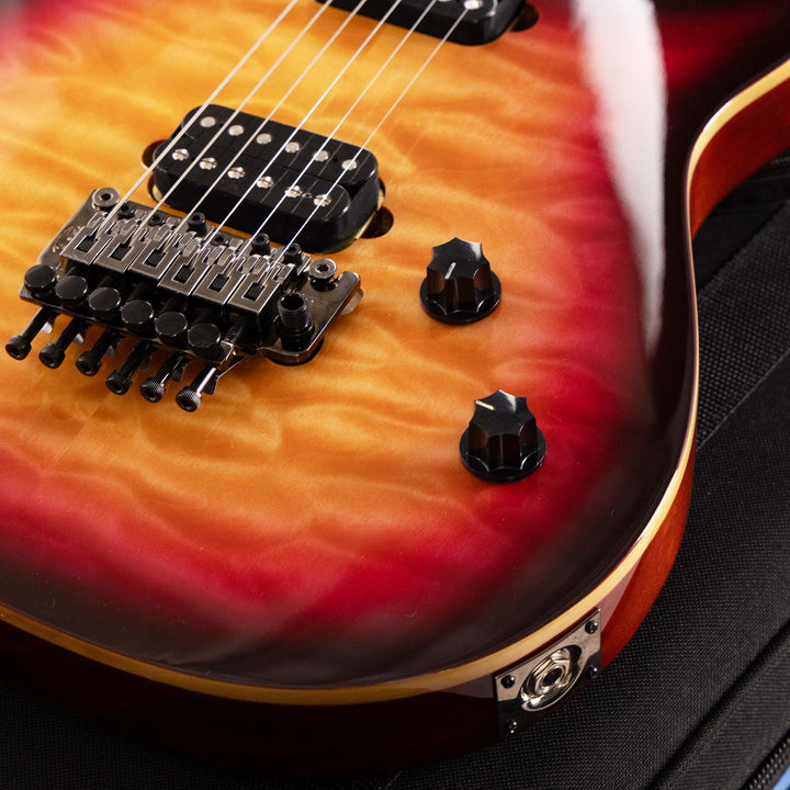 EVH Wolfgang WG Standard QM Mango Burst 2019