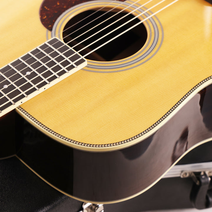 Martin D-35 Dreadnought Acoustic Guitar Natural 2021
