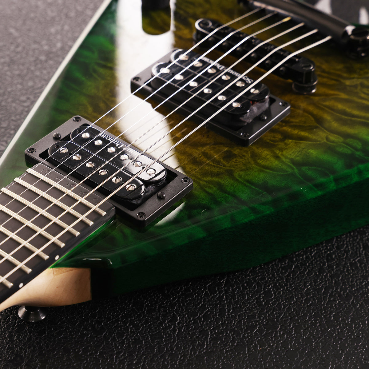 Bernie Rico Jr. Vixen Deluxe Gator Burst 2010 — 8