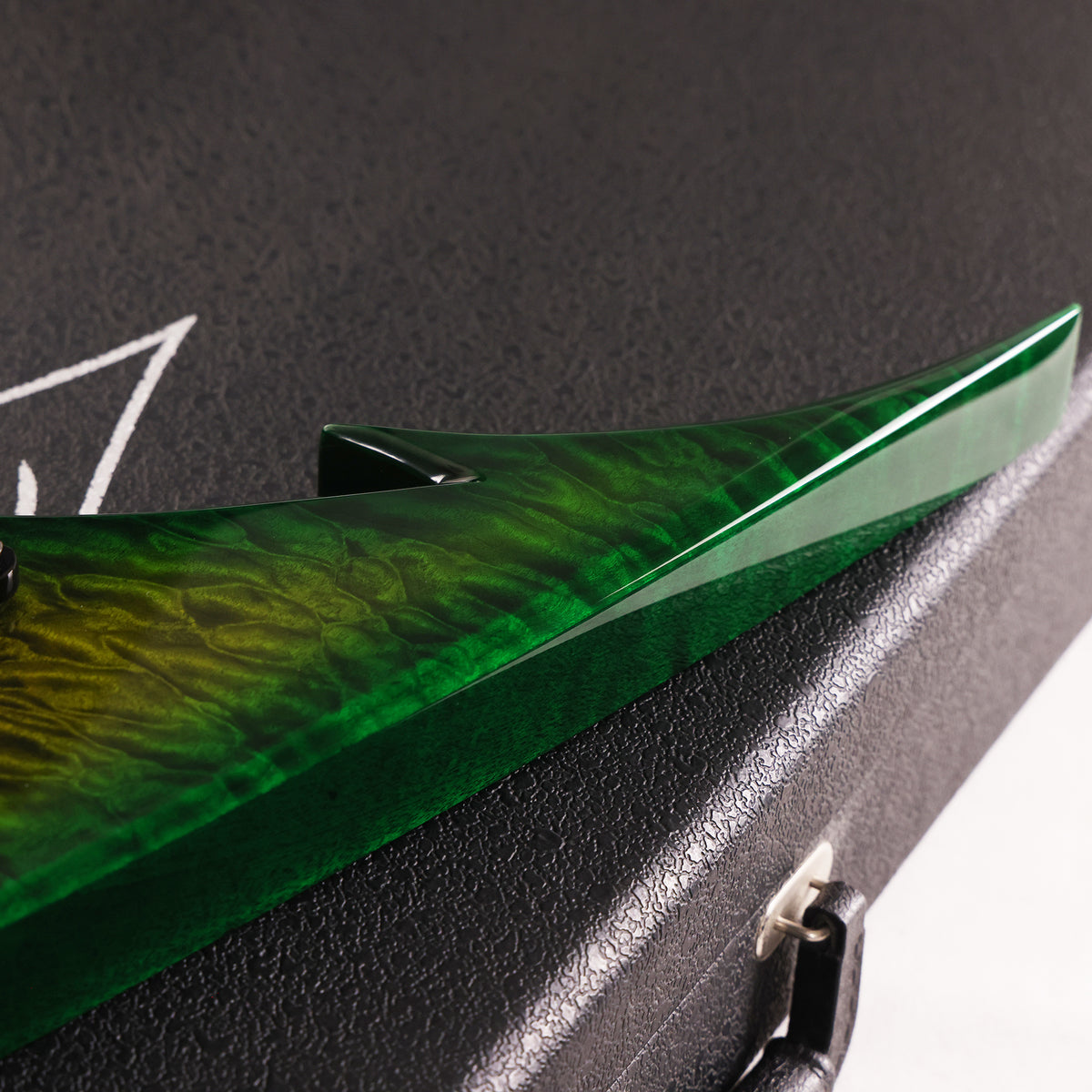 Bernie Rico Jr. Vixen Deluxe Gator Burst 2010 — 9