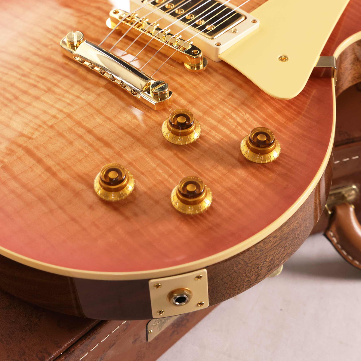 Gibson Custom Shop 1959 Les Paul Mediterranean Wine Collection Italian Bianco 2025 — 11