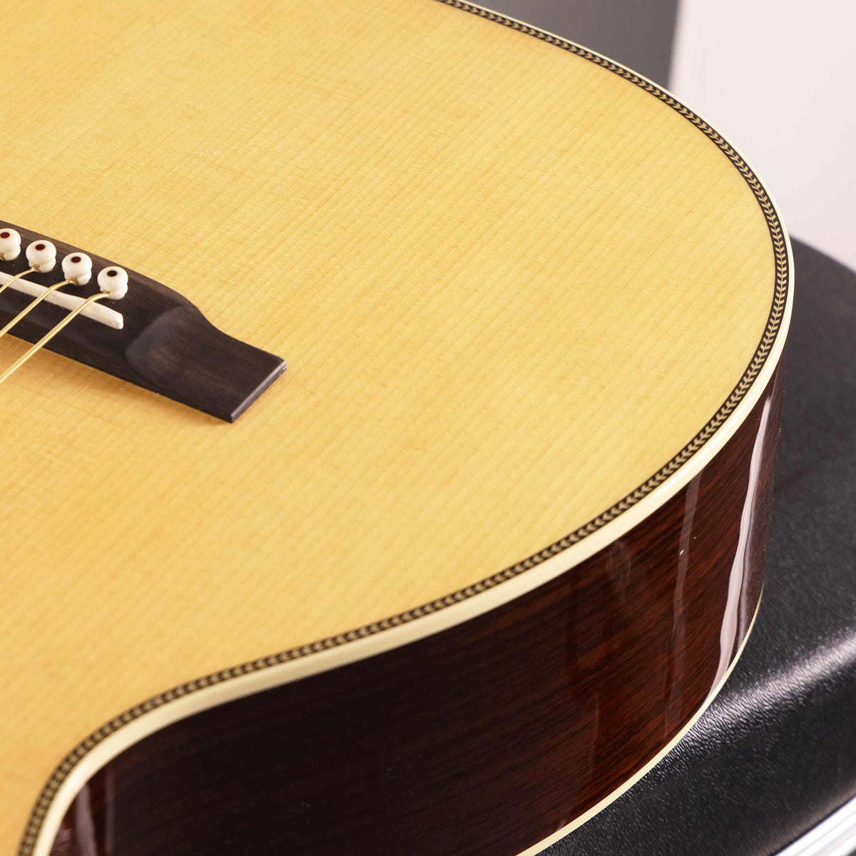 Martin 00-28 Acoustic Guitar Natural 2025 — 9