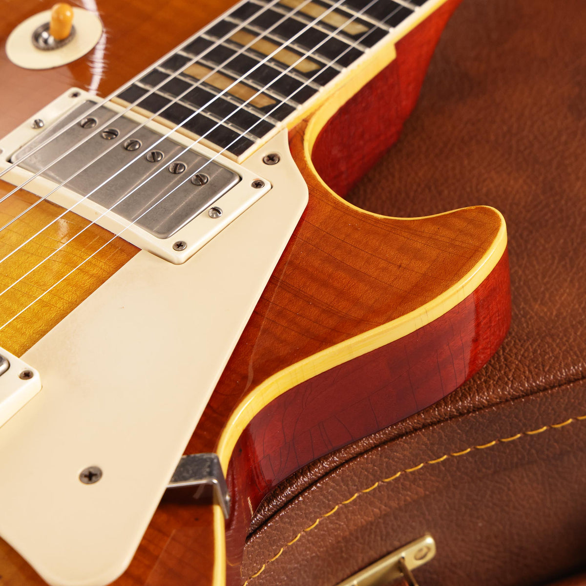 Nacho Guitars Nacho Burst Conversion Guitar Sunburst — 12