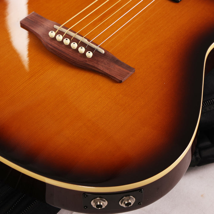 Godin A6 Ultra Guitar Sunburst 2014