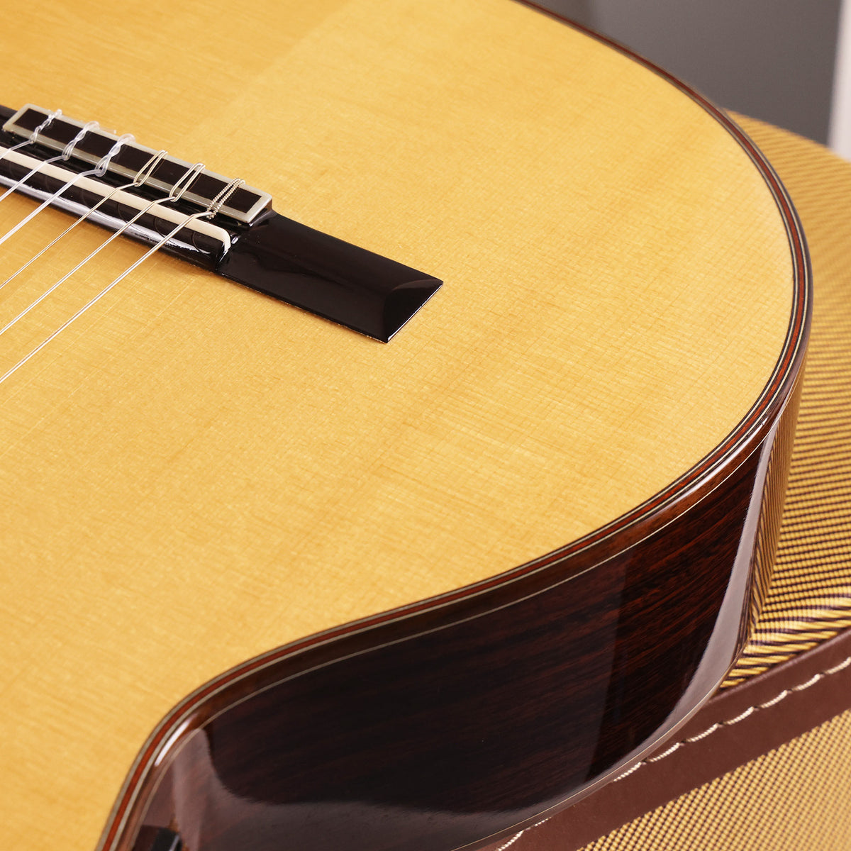 Cordoba GK Pro Negra Nylon String Acoustic-Electric Natural Used — 9