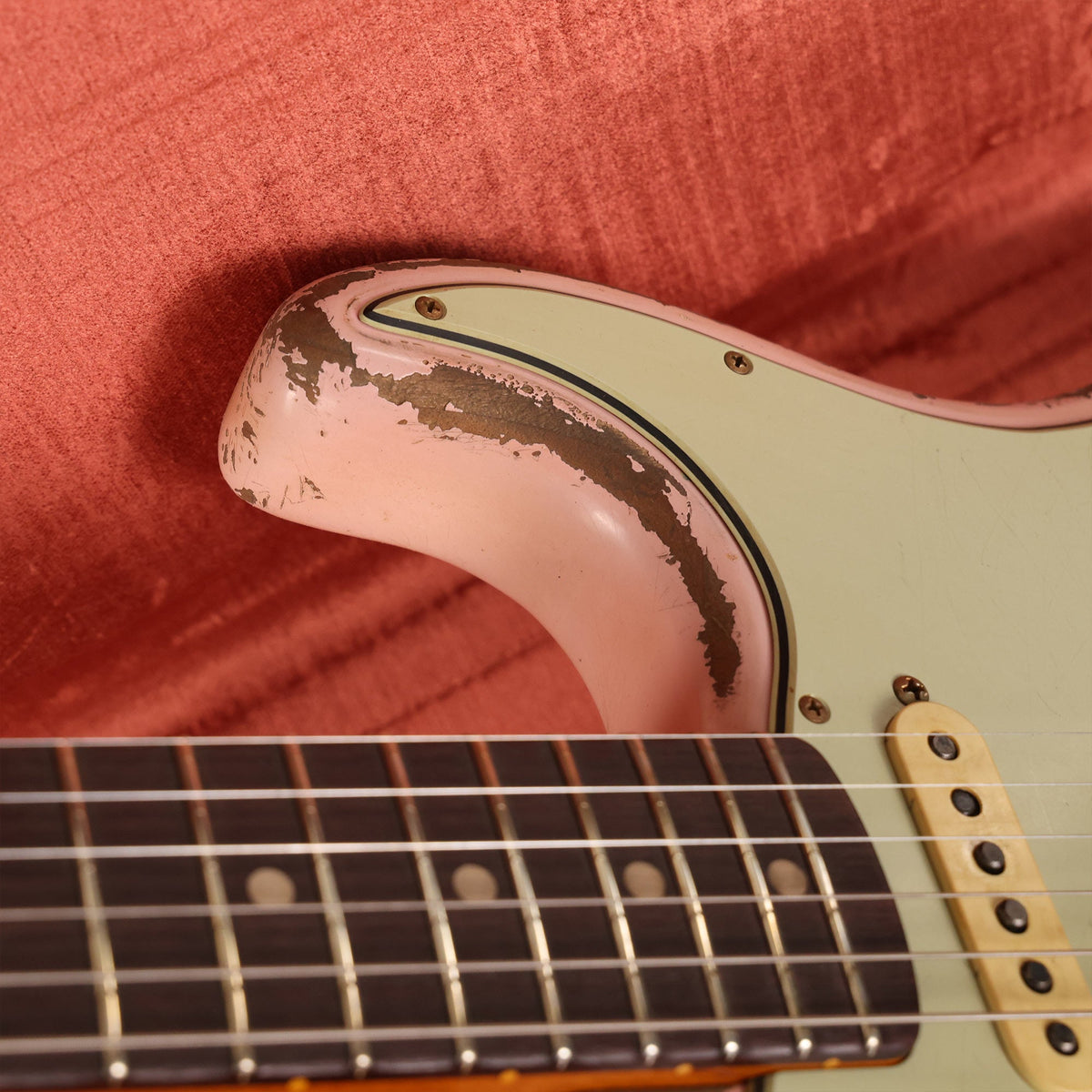 Fender Custom Shop 1962 Stratocaster Ultimate Relic Masterbuilt Jason Smith Shell Pink — 7