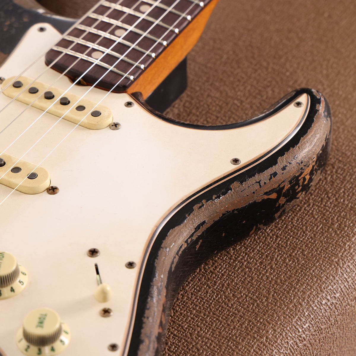 Fender Custom Shop 1962 Roasted Stratocaster Ultimate Relic Black Masterbuilt Greg Fessler — 9