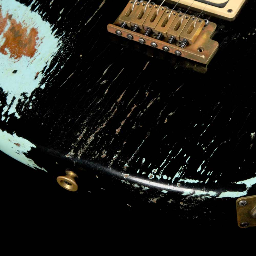 Charvel Custom Shop San Dimas HS Nitro Aged Roasted Alder Black over Sonic Blue — 7