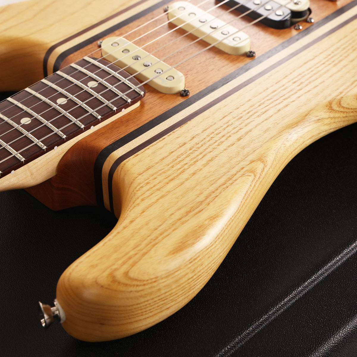 Fender Limited Edition Longboard Stratocaster HSS Natural 2015 — 8