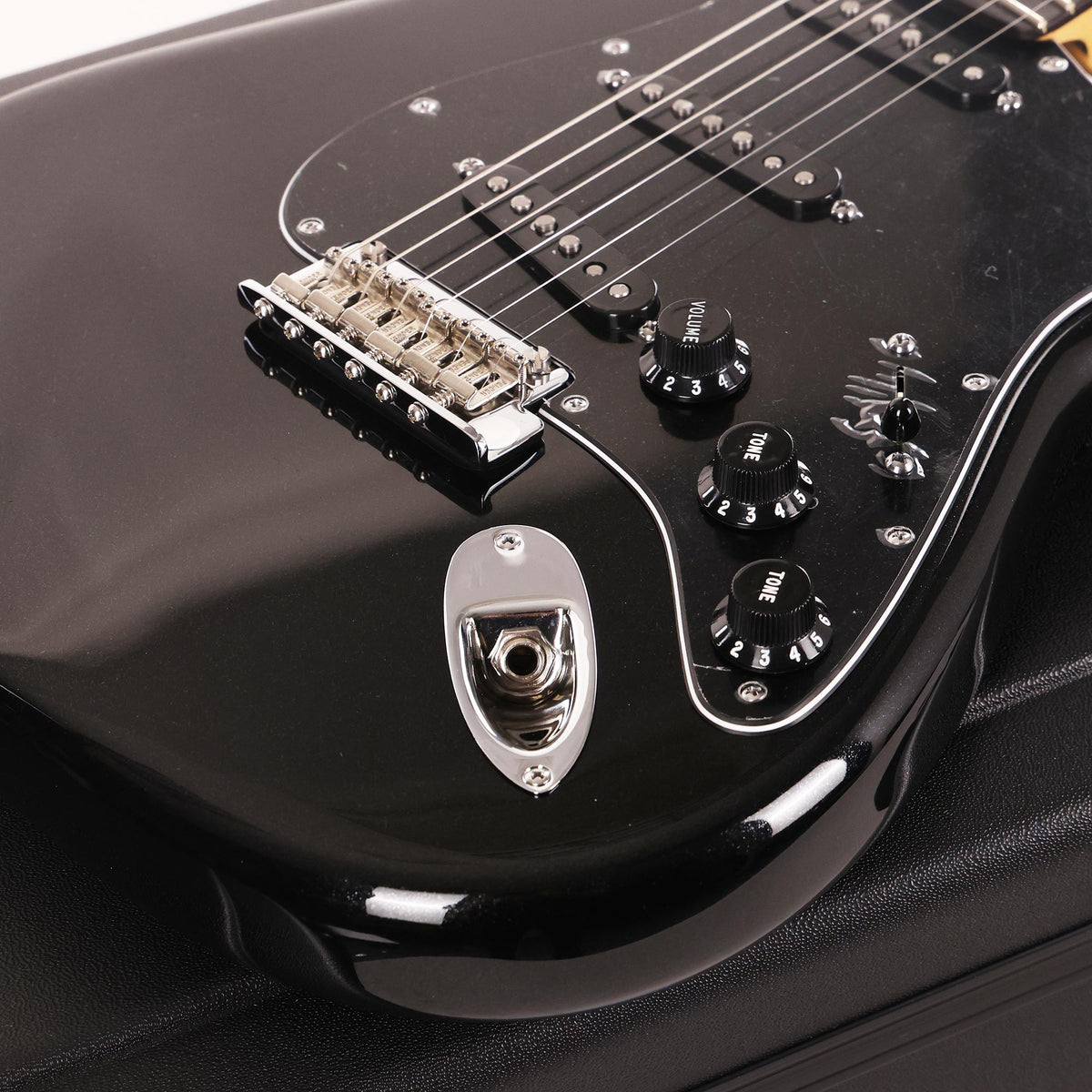 Fender Limited Edition Blackout Stratocaster Mystic Black 2015 — 11