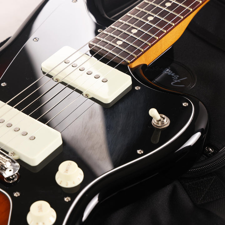 Fender American Professional Classic Jazzmaster 3-Color Sunburst 2025