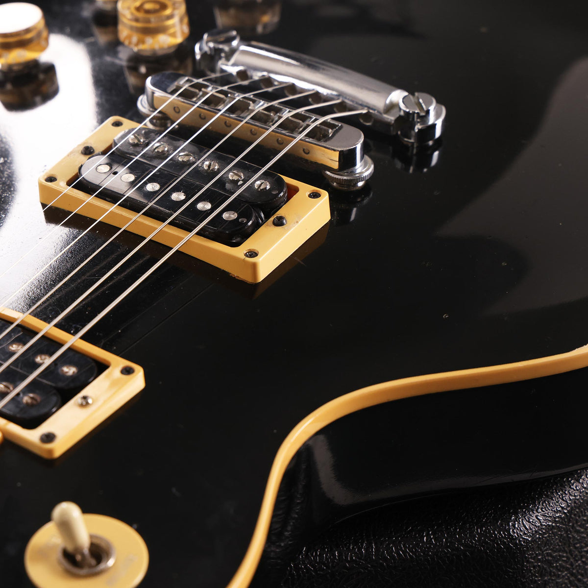 1982 Gibson Les Paul Standard Ebony w/ Ebony Fretboard — 9