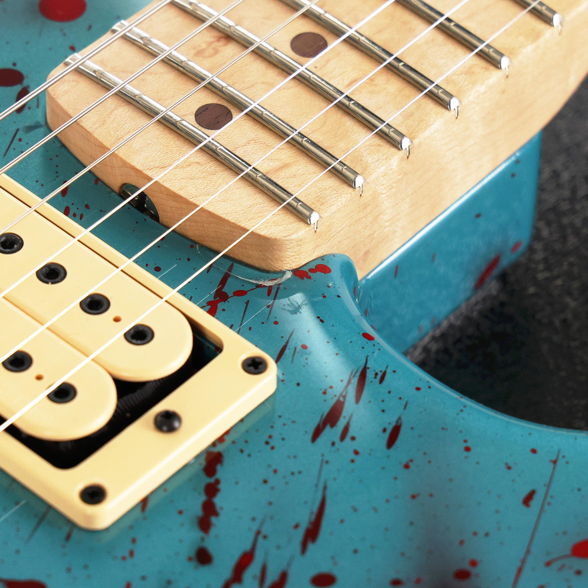 Charvel Custom Shop San Dimas Frost Blue with Bloodsplatter Masterbuilt Big Rob 2025 — 12