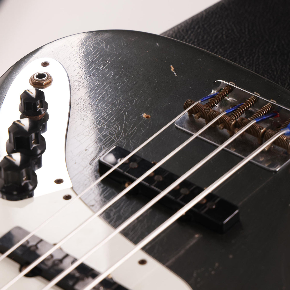 Fender Custom Shop 1966 Jazz Bass Relic Charcoal Frost Metallic Masterbuilt Dale Wilson 2011 — 11