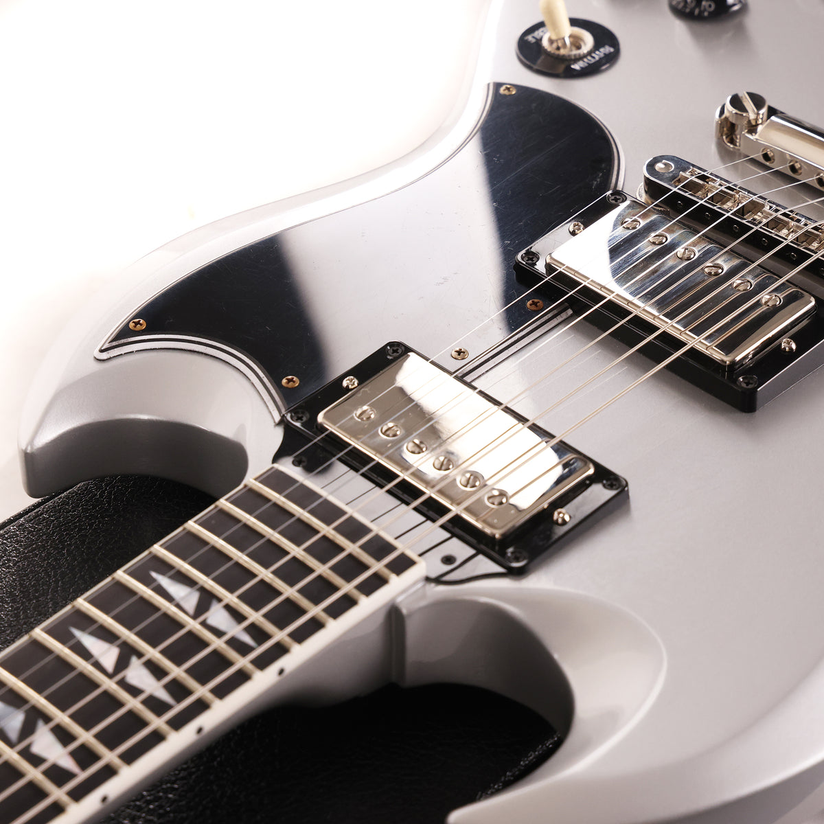 Gibson Custom Shop SG Custom Made 2 Measure Silver Metallic with Split Diamonds 2026 — 11