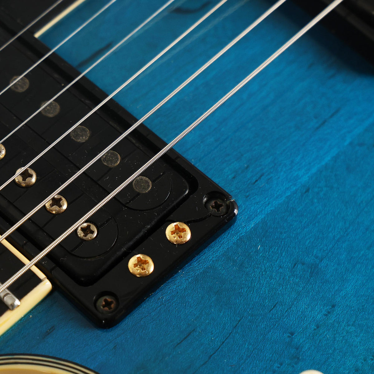 1982 Yamaha SG-2000 Transparent Blue — 13