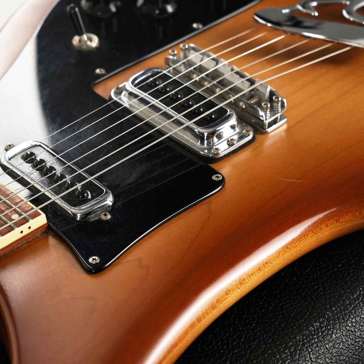 1976 Rickenbacker 480 Autumn Glo — 9