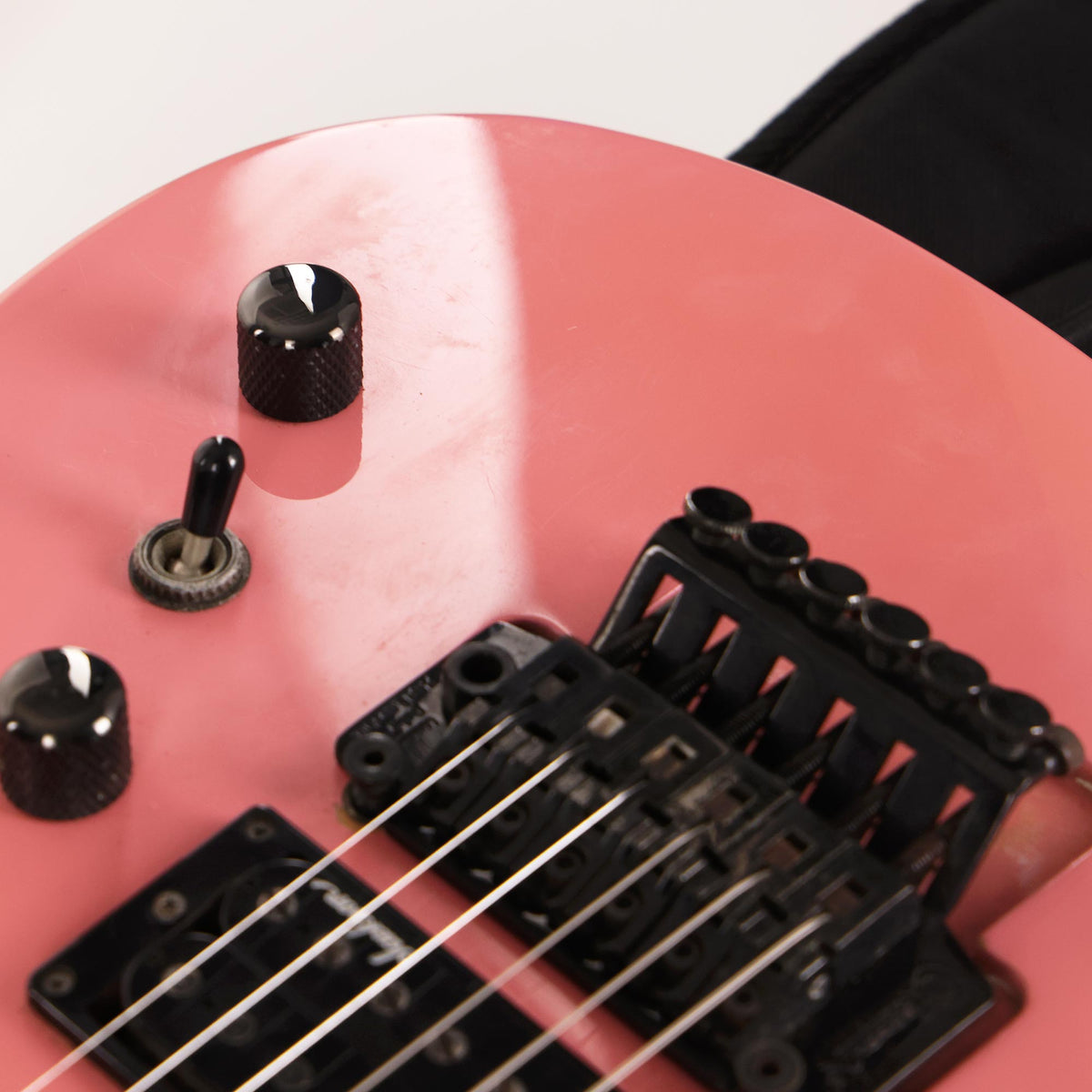 1990 Charvel DK-065-HH-BGP Bubble Gum Pink — 12
