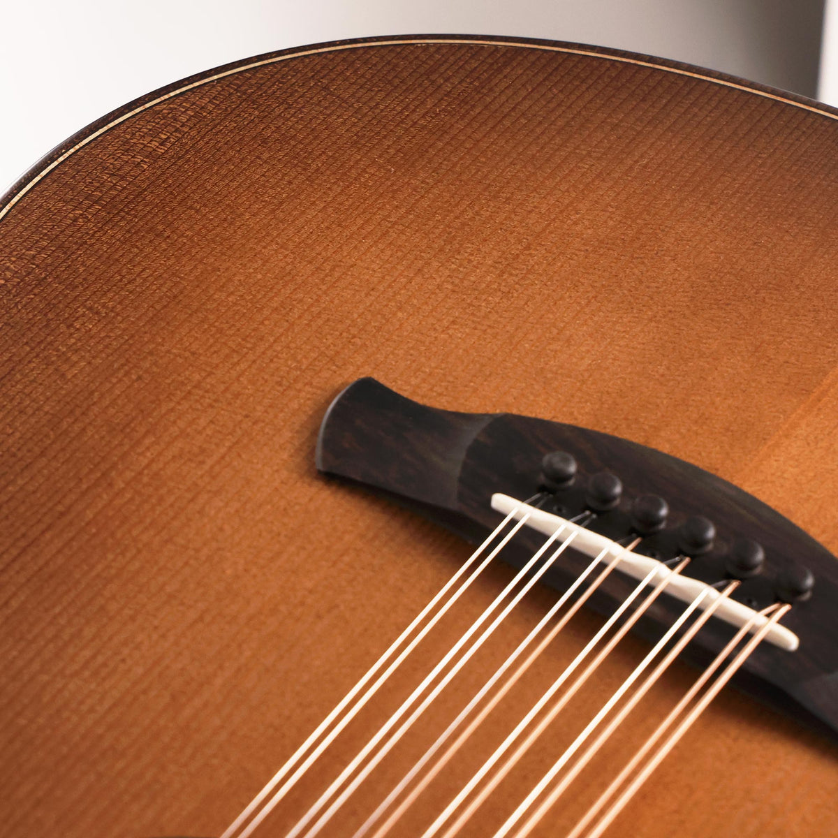 Taylor Builder's Edition 652ce Acoustic-Electric Wild Honey Burst 2024 — 10