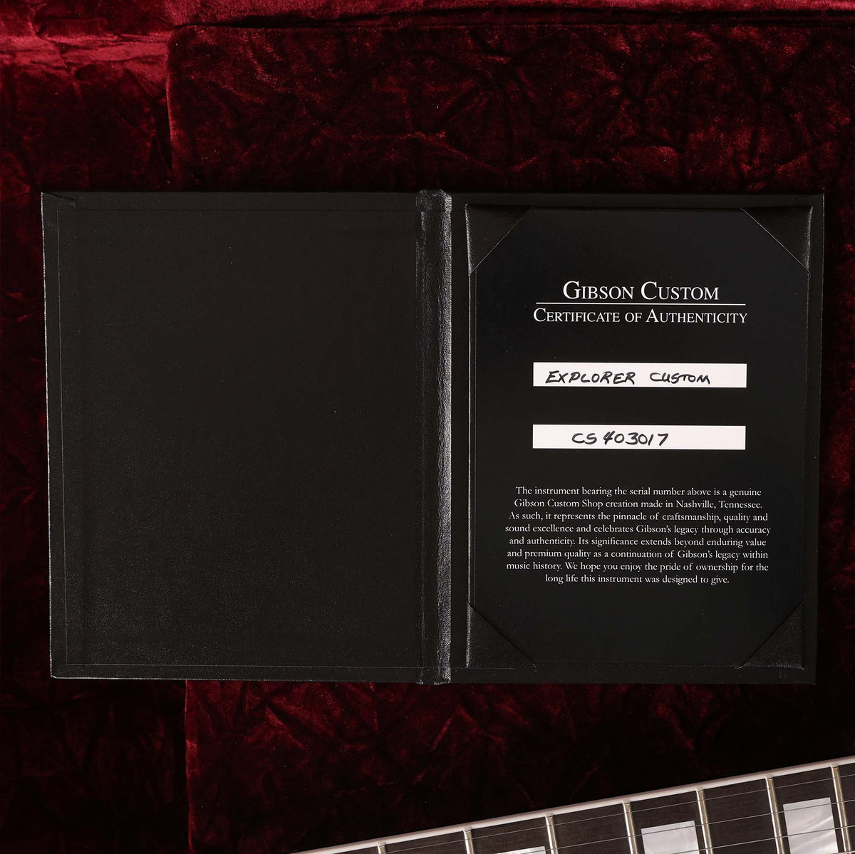 Gibson Custom Shop Explorer Custom Ebony Gloss — 8