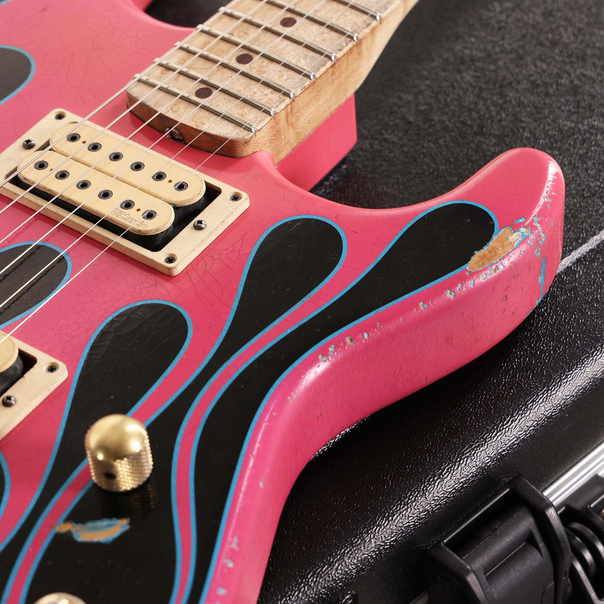 Charvel Custom Shop Graphic Nitro Relic San Dimas Masterbuilt Black and Magenta Flames — 11