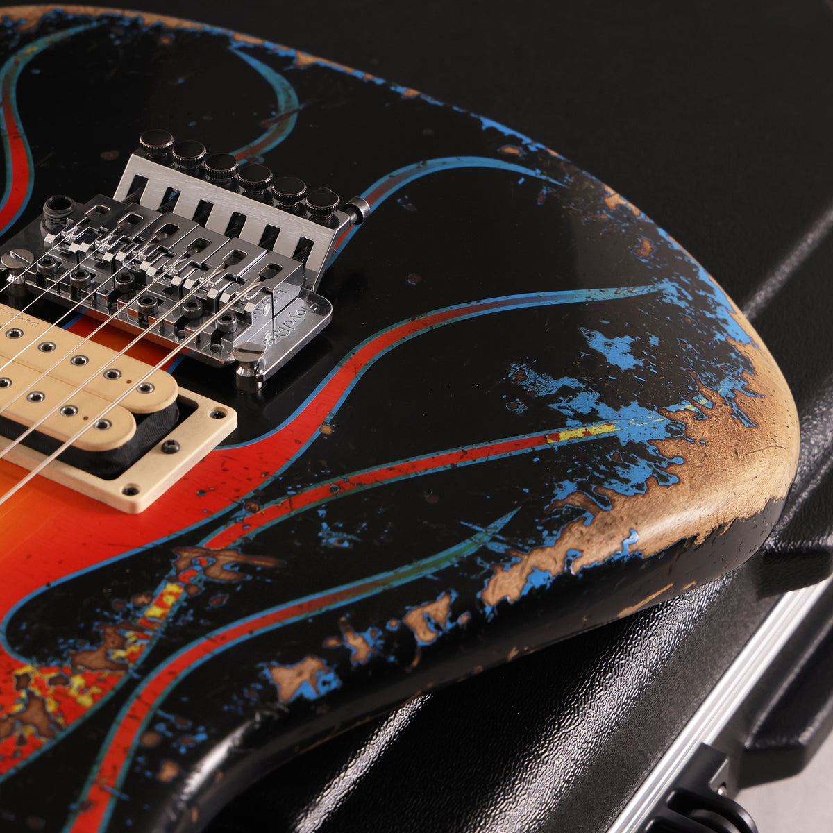 Charvel Custom Shop Graphic Nitro Relic San Dimas Masterbuilt Yellow and Red Flames — 11