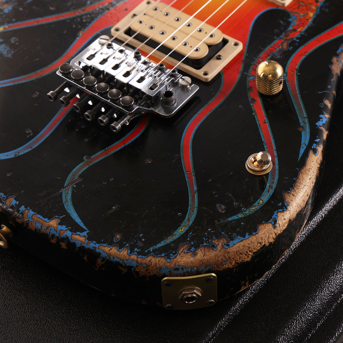 Charvel Custom Shop Graphic Nitro Relic San Dimas Masterbuilt Yellow and Red Flames — 13