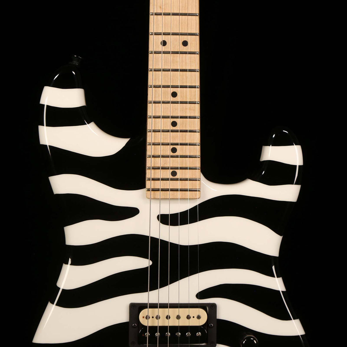 Charvel Custom San Dimas Dan Lawrence Zebra Stripe — 7
