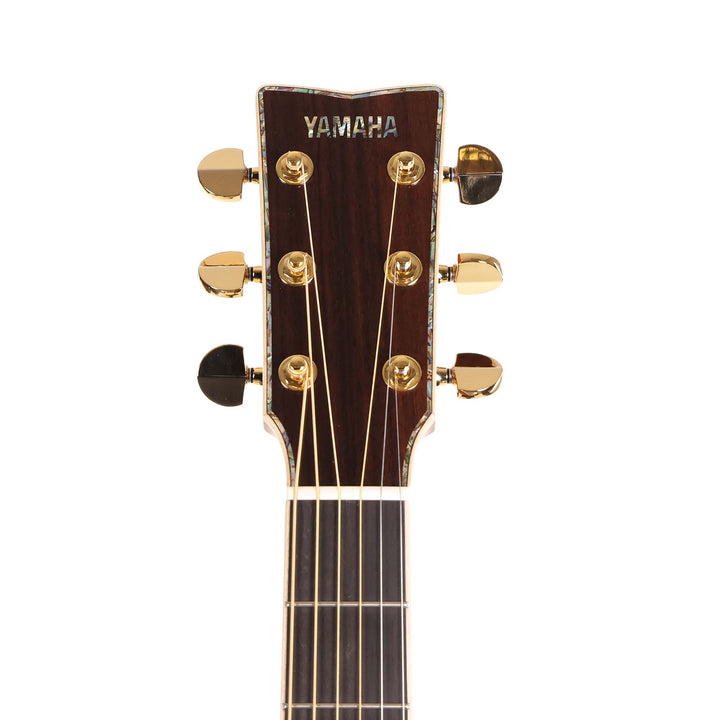 Yamaha LL56R A.R.E. Engelmann Top Original Jumbo Acoustic Guitar