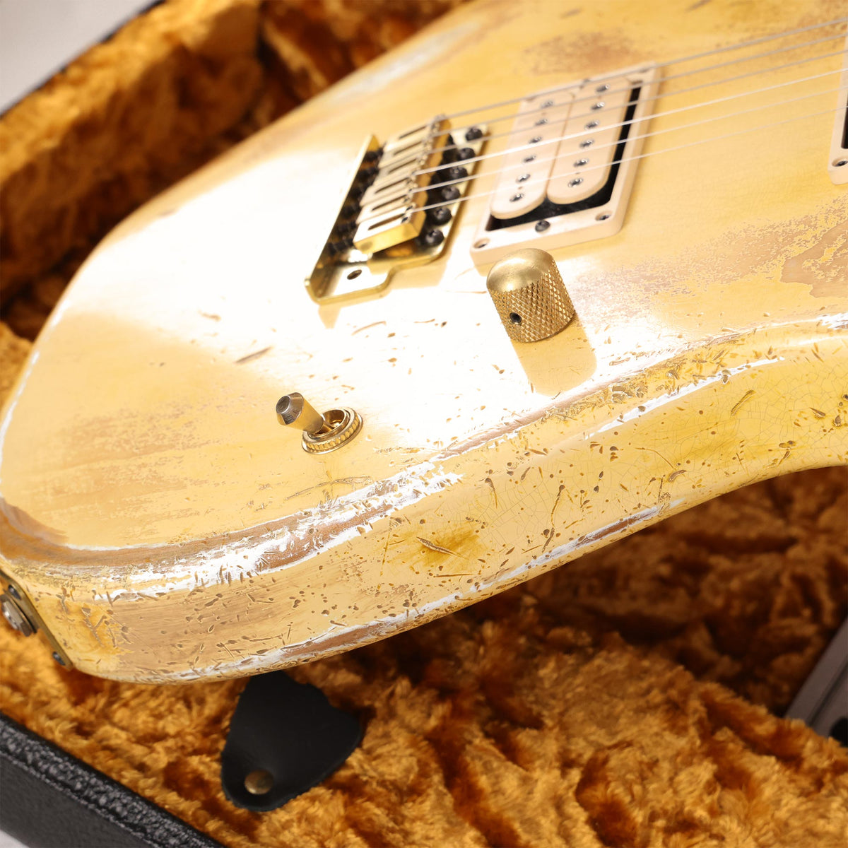 Charvel Custom Shop San Dimas Nitro Aged Vintage White — 10