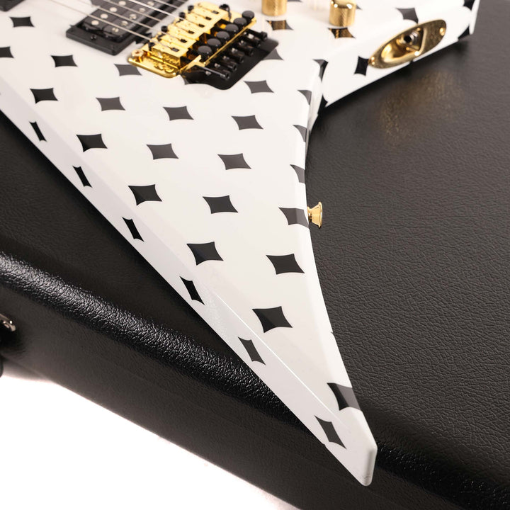 Jackson Custom Shop Randy Rhoads RR 1.5 Music Zoo Exclusive White with Black Diamonds