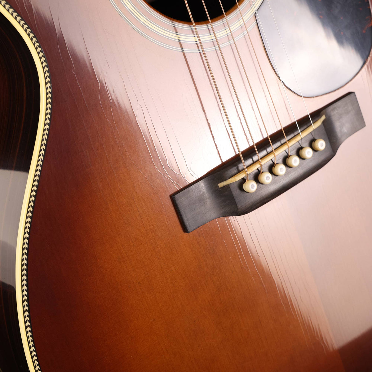 Martin Custom Shop 000-28 Authentic 1937 Stage 1 Aging Ambertone Burst — 8