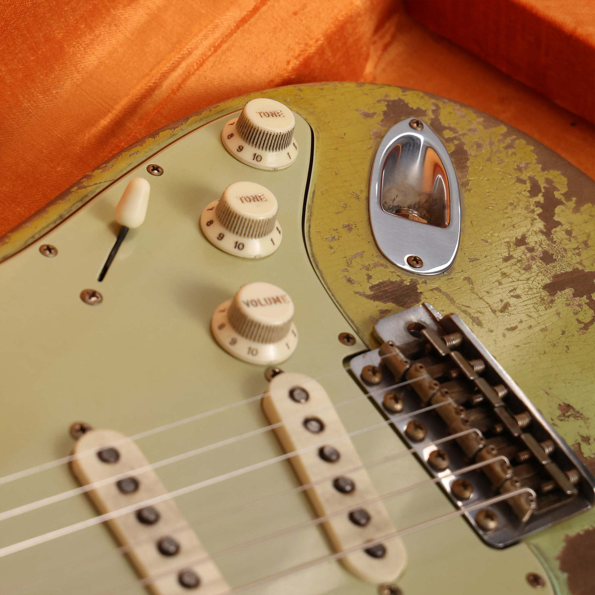 Fender Custom Shop 1962 Stratocaster Ultimate Relic Masterbuilt Dale Wilson Surf Green — 6