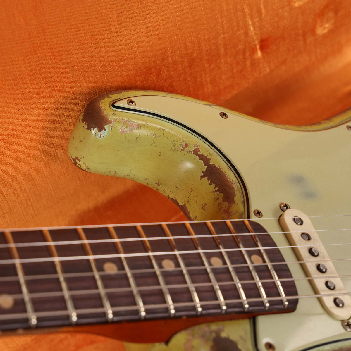 Fender Custom Shop 1962 Stratocaster Ultimate Relic Masterbuilt Dale Wilson Surf Green — 7