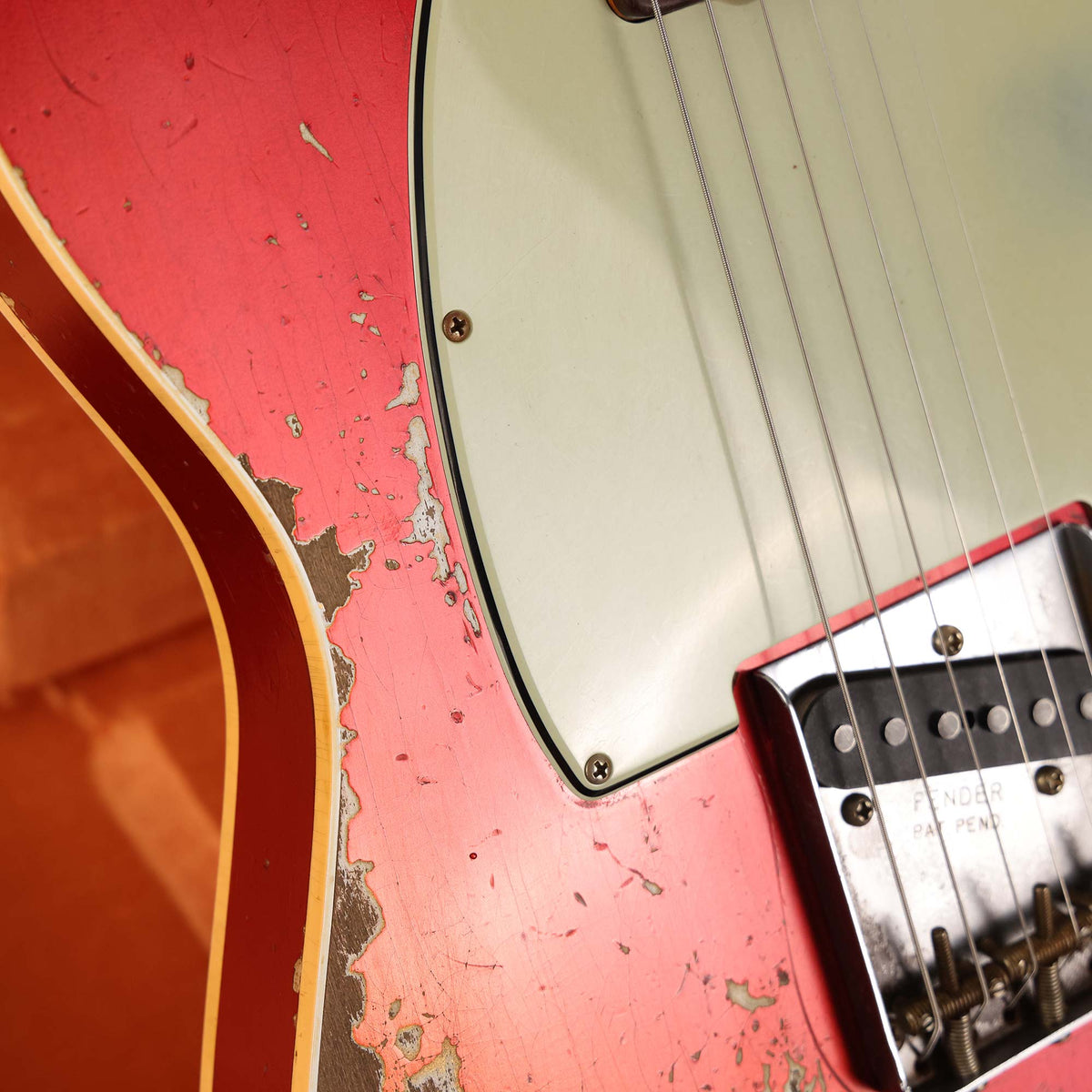 Fender Custom Shop 1961 Esquire Custom Ultimate Relic Masterbuilt Dale Wilson Faded Candy Apple Red — 9