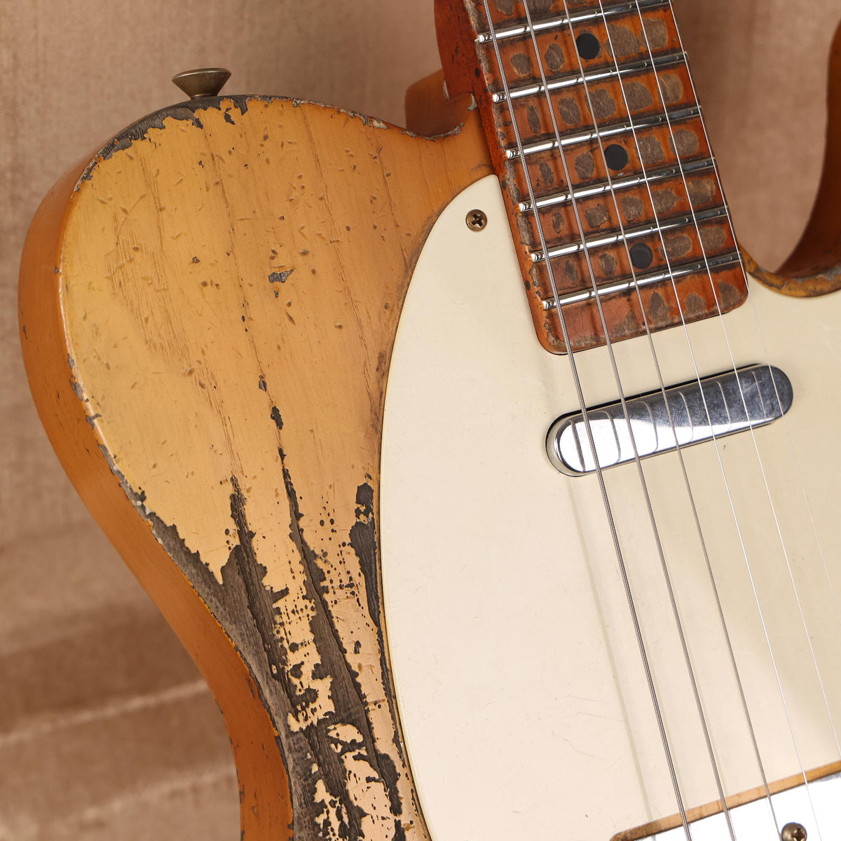 Fender Custom Shop 1953 Telecaster Ultimate Relic Masterbuilt Dale Wilson Smoked Butterscotch Blonde — 9