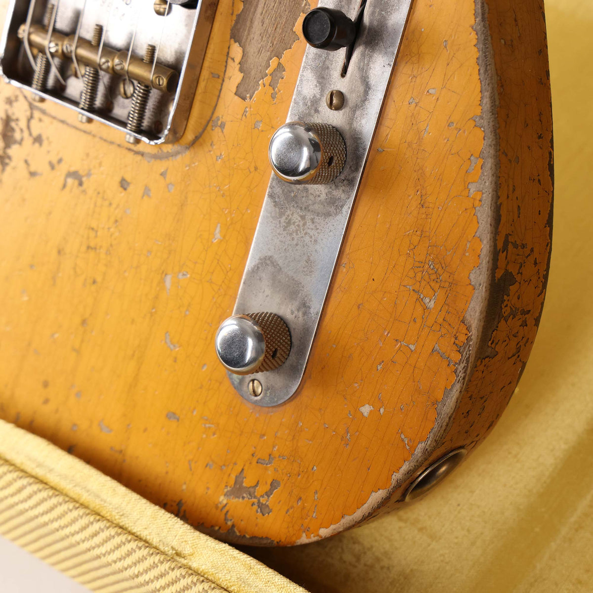 Fender Custom Shop 1951 Nocaster Ultimate Relic Masterbuilt Dale Wilson Smoked Butterscotch Blonde — 10
