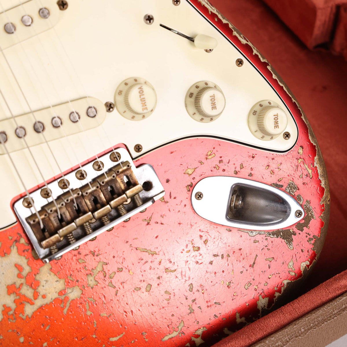 Fender Custom Shop 1964 Stratocaster Ultimate Relic Faded Candy Apple Red Masterbuilt Dale Wilson — 10