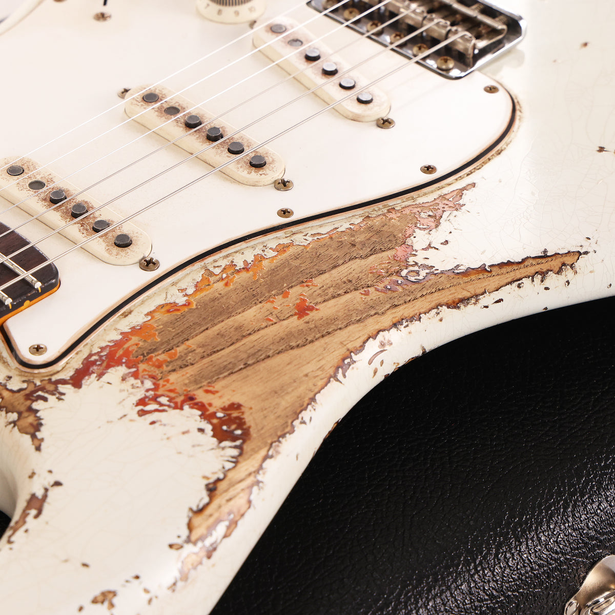 Fender Custom Shop 1969 Stratocaster Masterbuilt Greg Fessler Olympic White over 3-Tone Sunburst — 9