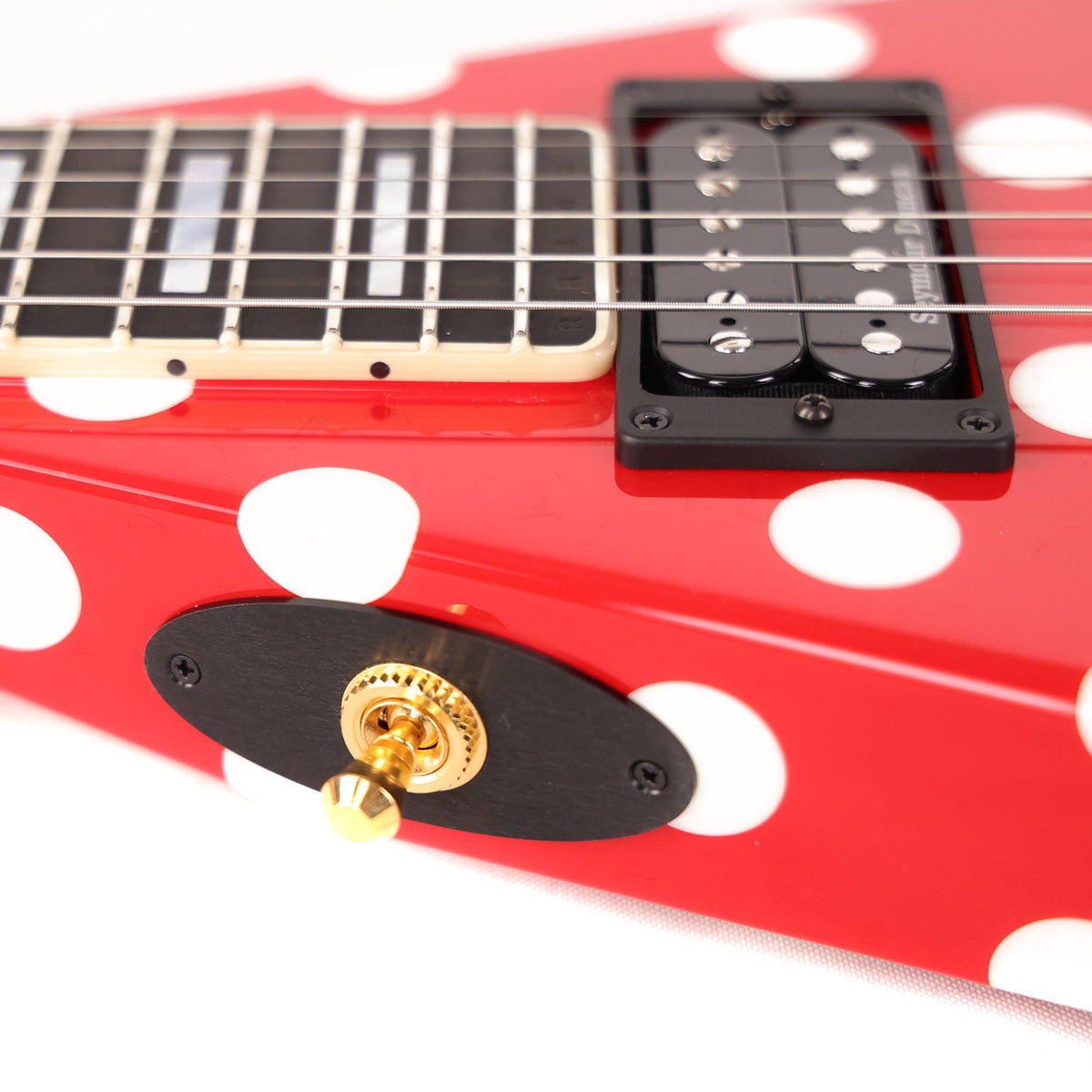 Jackson Custom Shop Randy Rhoads RR 1.5 Music Zoo Exclusive Ferrari Red with White Polka Dots — 5