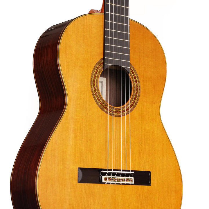 Yamaha GC32C Classical Nylon String Guitar Natural