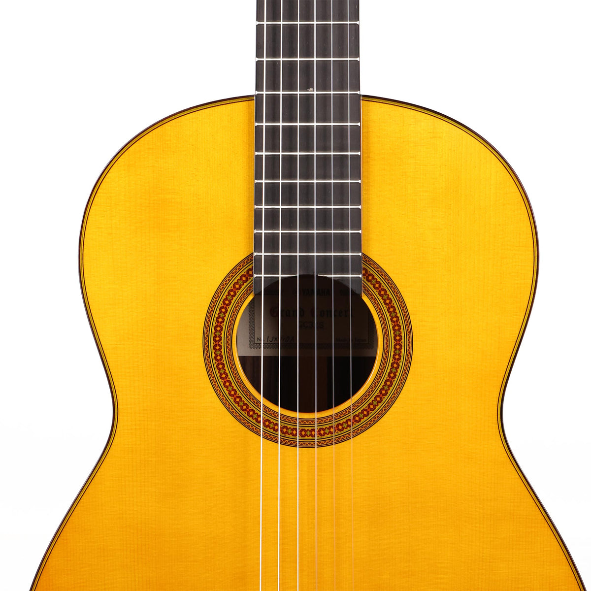 Yamaha GC32S European Spruce and Rosewood Classical Guitar Natural — 4