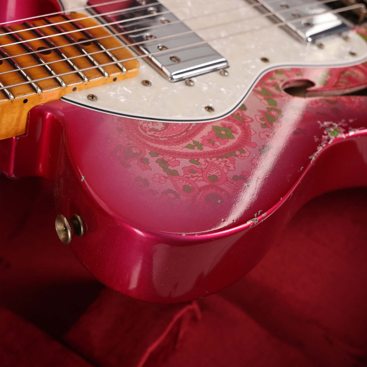 Fender Custom Shop Limited Edition 1972 Telecaster Thinline Heavy Relic Pink Paisley — 4