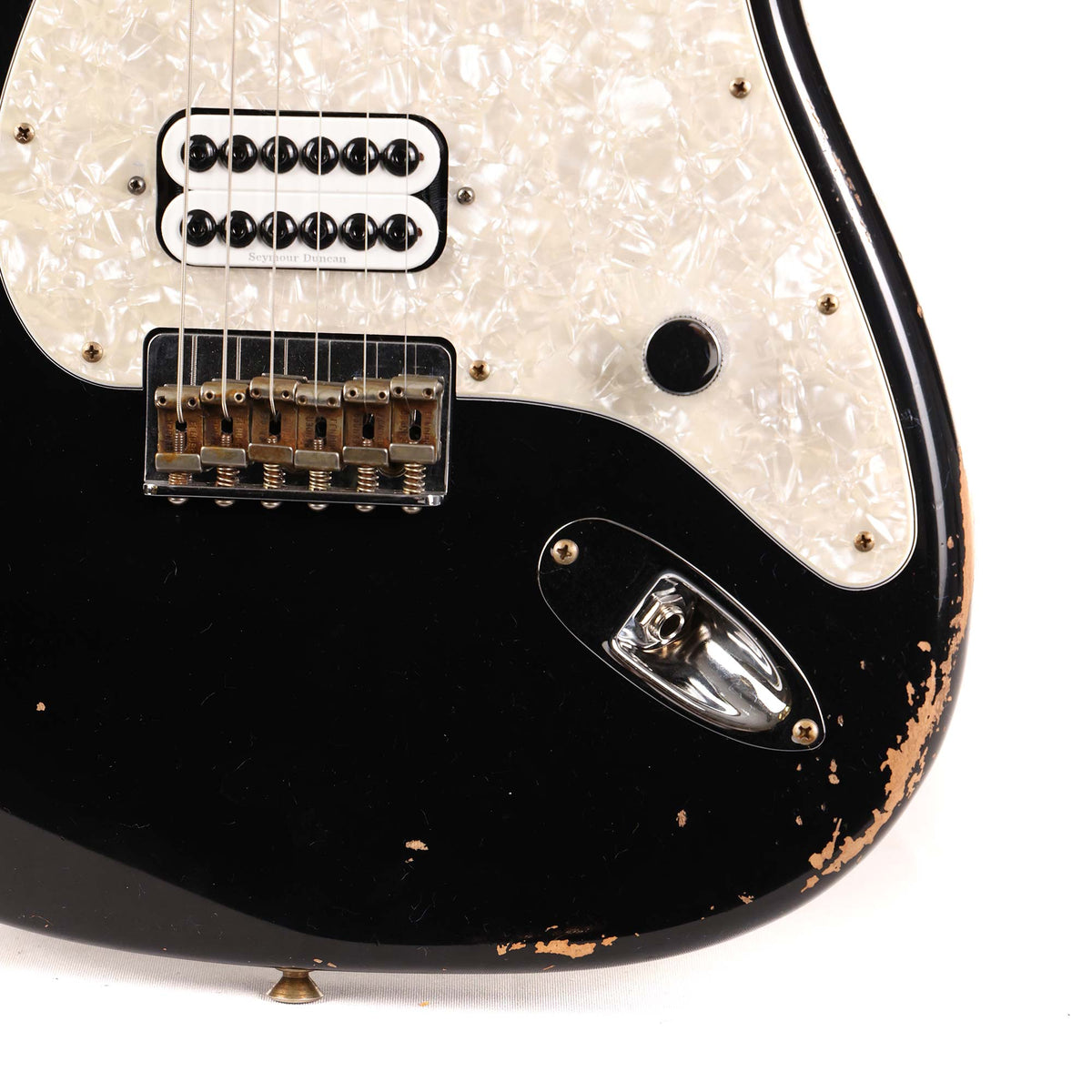 Fender Custom Shop 1969 Stratocaster Hardtail Heavy Relic Black — 6