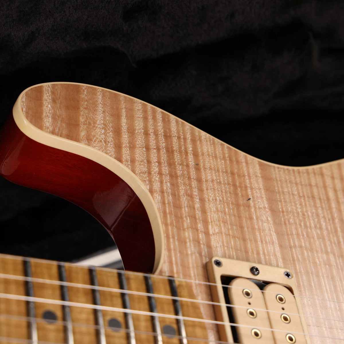 Charvel Custom Shop San Dimas Flame Top Amber Back Masterbuilt Red Dave — 9