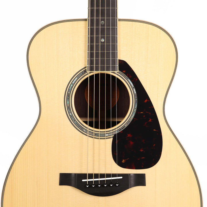 Yamaha LS16 ARE Acoustic-Electric Natural