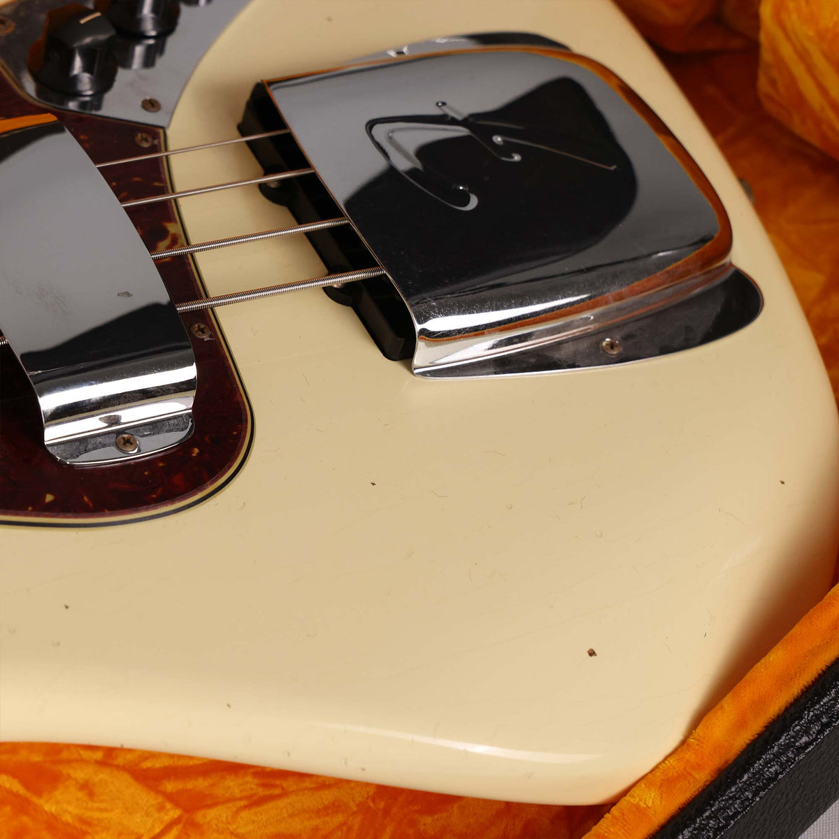 Fender Custom Shop 1968 Jazz Bass Journeyman Relic Vintage White 2024 — 5