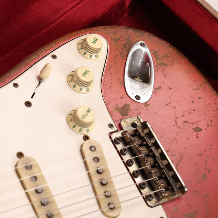Fender Custom Shop 1962 Stratocaster Ultimate Relic Masterbuilt Vincent Van Trigt Coral Pink
