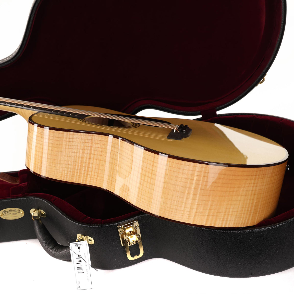 Martin Custom Shop J-15 Baritone 12-String Acoustic-Electric Flame Maple — 6